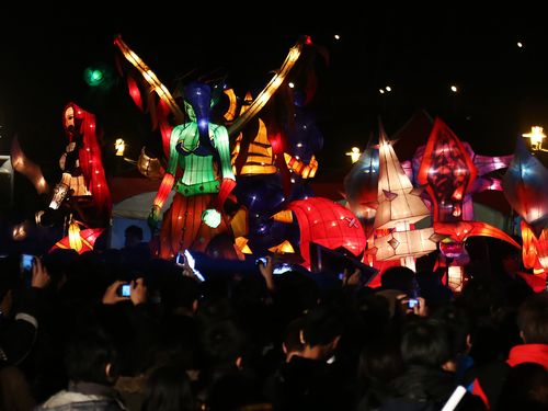 台湾首届网络游戏“英雄联盟”联赛3月开打