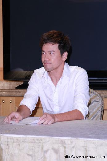 被爆非婚生子李圣杰回应一切是骗局小孩不是他的