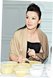 新婚林熙蕾甜蜜拍广告 清简妆容凸显雪白美肌