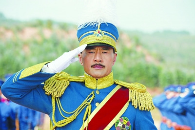 于荣光新剧演蔡锷无爱情 回应:革命同志是大爱