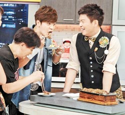 罗志祥得意再讲成人笑话 回应入围金曲奖遭抵