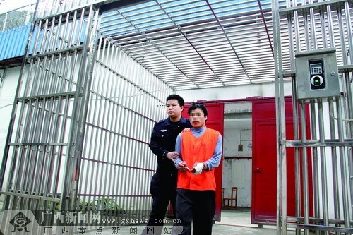 阿光目前已被警方刑事拘留 阿光目前已被警方刑事拘留