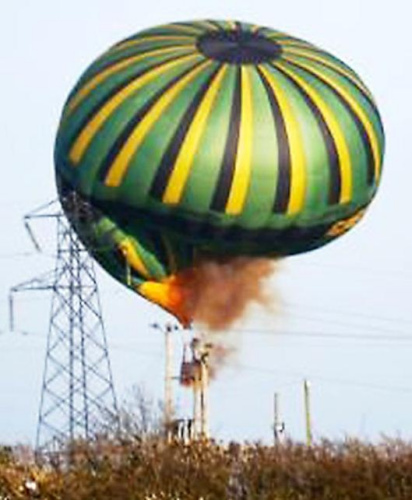 ����������������ѹ�����ϣ�ð��Ũ����̻�