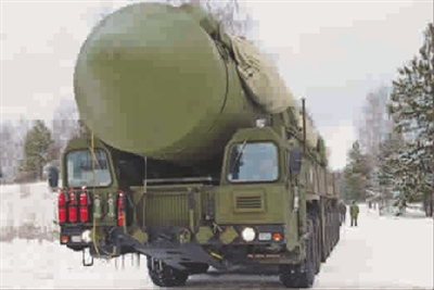 为了应对美国反导部署,俄罗斯将大举更新武器装备(资料图) 为了应对美国反导部署,俄罗斯将大举更新武器装备(资料图)