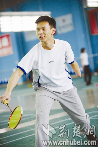 ��ë����ﳣ�н�����������Ӱ ���߳�����