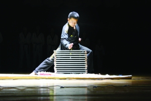 社团组建人李涛的表演照片 由本人提供 社团组建人李涛的表演照片 由本人提供