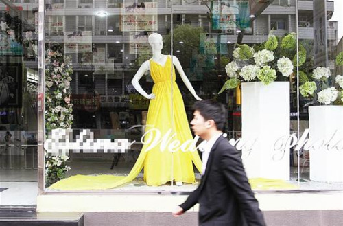 ������ɴ��Ӱ�������չʾ�Ļ�ɴ ����¬������(ͼ���޹�)