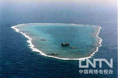 日本东京之南1700公里海面上的冲鸟礁。 日本东京之南1700公里海面上的冲鸟礁。
