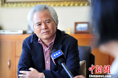 中国南海研究院院长吴士存5月9日接受<a target='_blank' href='http://www.chinanews.com/'>中新社</a>记者采访表示,黄岩岛事关中国领土主权,中国在维护核心利益方面将采取一切必要的手段,包括军事手段予以捍卫。<a target='_blank' href='http://www.chinanews.com/'>中新社</a>发 骆云飞 摄 中国南海研究院院长吴士存5月9日接受<a target='_blank' href='http://www.chinanews.com/'>中新社</a>记者采访表示,黄岩岛事关中国领土主权,中国在维护核心利益方面将采取一切必要的手段,包括军事手段予以捍卫。<a target='_blank' href='http://www.chinanews.com/'>中新社</a>发 骆云飞 摄