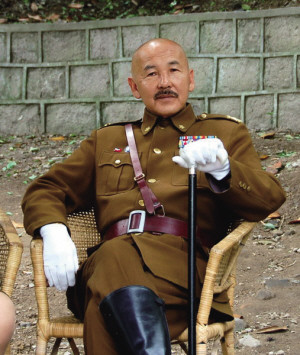 杨浚宏的蒋介石扮相在奉化溪口曾经很出名 杨浚宏的蒋介石扮相在奉化溪口曾经很出名