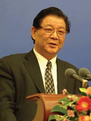 张德广 张德广