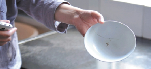 富家子写博文忆父母创业史为还债喝两年酱油汤