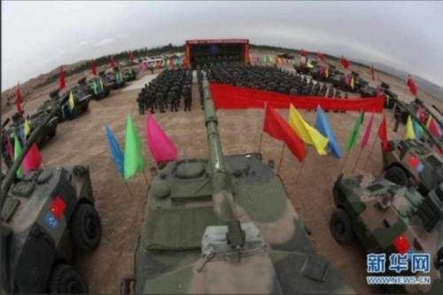 6月1日,“和平使命—2012”联合反恐军事演习出征誓师动员暨欢送大会,在新疆克孜勒苏柯尔克孜自治州某训练基地举行。 6月1日,“和平使命—2012”联合反恐军事演习出征誓师动员暨欢送大会,在新疆克孜勒苏柯尔克孜自治州某训练基地举行。