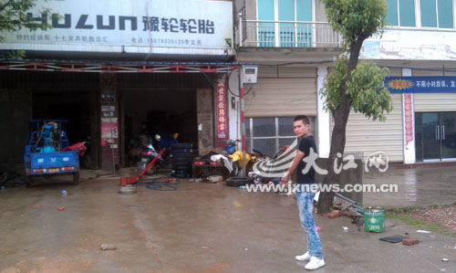 嫌犯指认弃车地点 嫌犯指认弃车地点