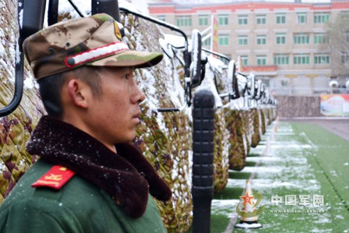 风雪锻造忠诚卫士 陈梯供图 风雪锻造忠诚卫士 陈梯供图