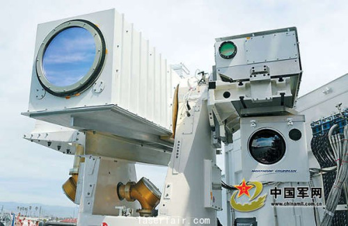资料图:美海军新型舰载激光器 资料图:美海军新型舰载激光器