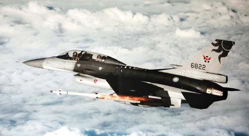 ����ͼ��̨��װ����F16ս����