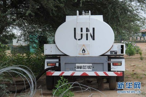 污水处理车,用于处理营区生活污水,做到无害排放。 黎云 摄 污水处理车,用于处理营区生活污水,做到无害排放。 黎云 摄