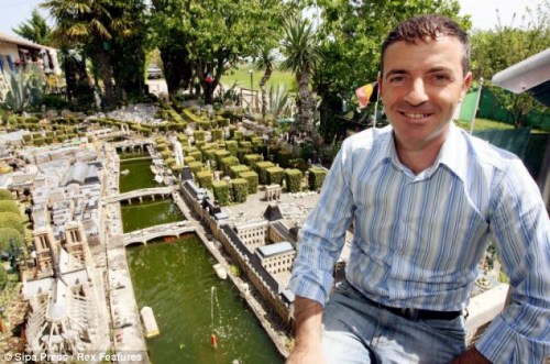 �±Ȱ��İ���ģ��ʮ�ֱ���