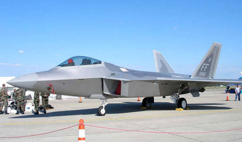 资料图:F-22战机 资料图:F-22战机