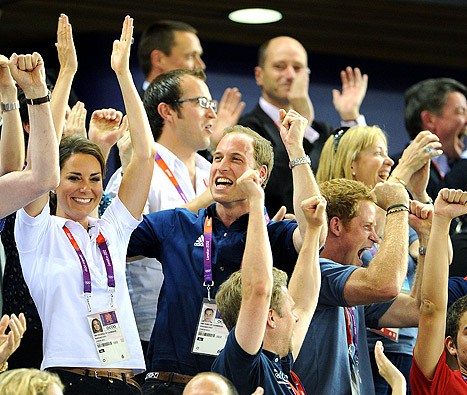 Ӣ���������ӷ�������ˣ��ۿ����г�������