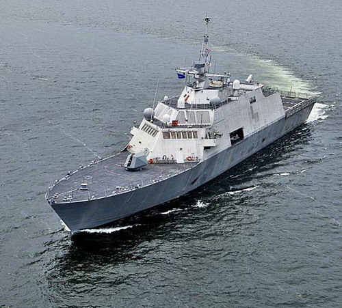 资料图:美国海军“自由”号近海战斗舰 资料图:美国海军“自由”号近海战斗舰