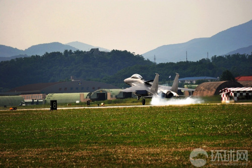 �����վ���F-15Kս��