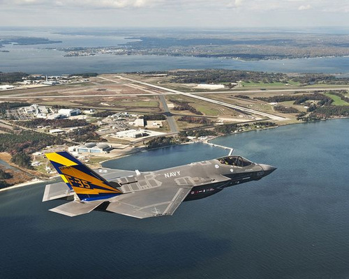 ����ͼ������F-35C���ػ�
