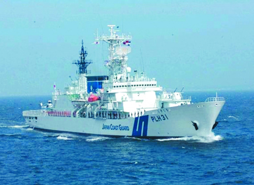 资料图:参加演习的日本海上保安厅最大巡逻船“敷岛”号 资料图:参加演习的日本海上保安厅最大巡逻船“敷岛”号