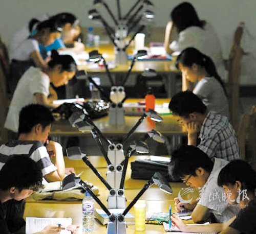 城市里的大学氛围令人向往(资料图片) 城市里的大学氛围令人向往(资料图片)