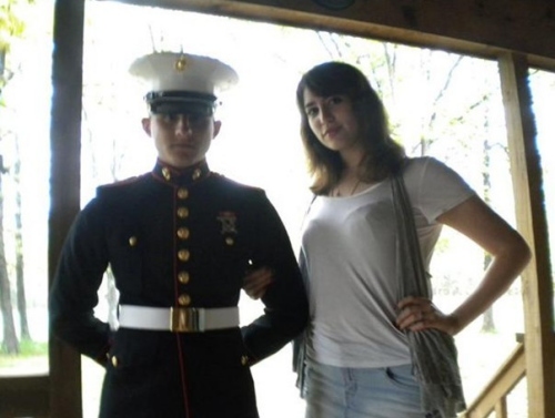 科里-吉尔戈尔和妻子布里特尼2010年的照片。 科里-吉尔戈尔和妻子布里特尼2010年的照片。