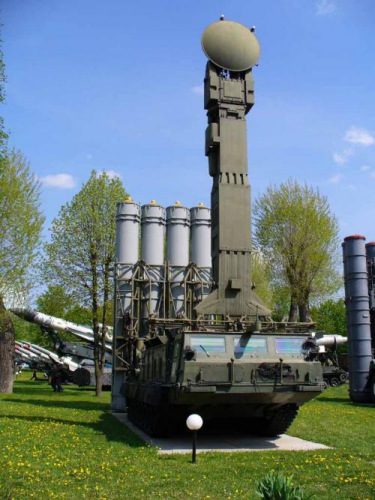 俄罗斯S-300防空导弹系统。(资料图) 俄罗斯S-300防空导弹系统。(资料图)