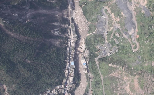 交通受阻 交通受阻