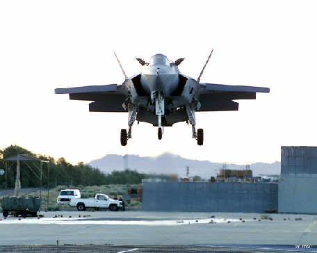 资料图:美军F-35B战机 资料图:美军F-35B战机