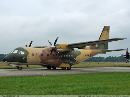 ӡ�������������ʷɻ����쳧������CASA/IPTN CN-235�ͷɻ�������ͼ��