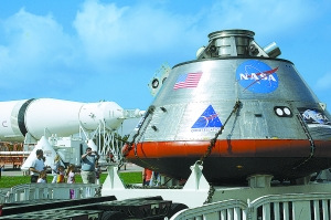 肯尼迪航天中心展示美国国家航空航天局的“猎户座”载人试验飞船。(资料图片) 东方IC/图 肯尼迪航天中心展示美国国家航空航天局的“猎户座”载人试验飞船。(资料图片) 东方IC/图