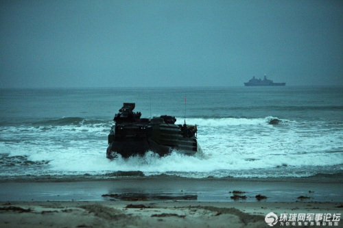 ����ͼ��AAV-7����ս��
