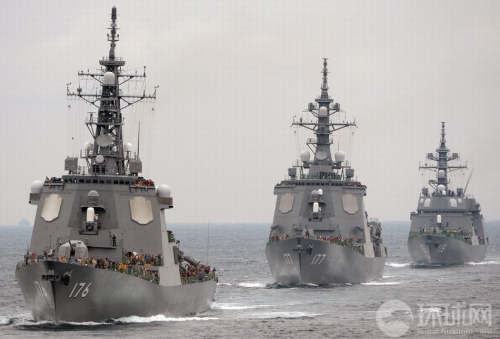 日海上自卫队举行大型阅兵式 日海上自卫队举行大型阅兵式