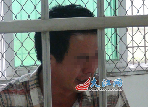 �참�񾯽��ܣ�����Ѷ�У�����̸����ĸ��ޡ�