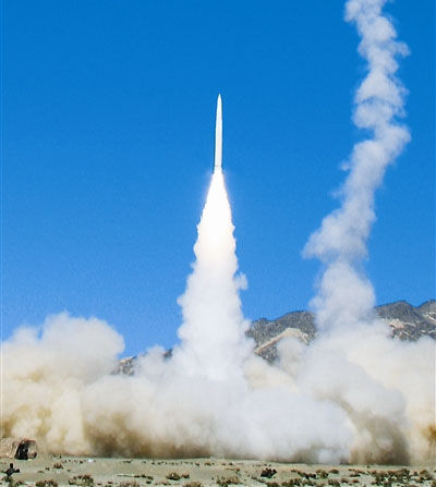 资料图:二炮弹道导弹发射 资料图:二炮弹道导弹发射