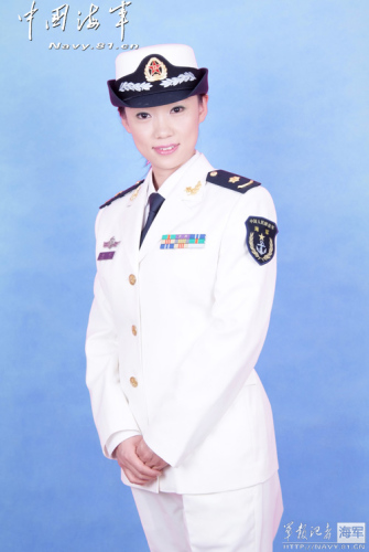 杨屹:中国新一代战舰的女设计师(组图)(2)-中新网