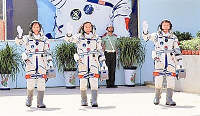  �����칬����Խ�