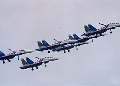 俄“勇士”飞行表演队 俄“勇士”飞行表演队