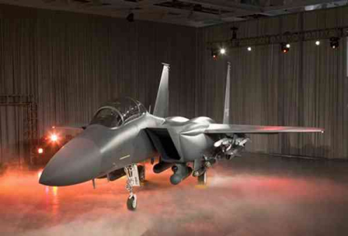 资料图:韩国购美F-15K战斗机 资料图:韩国购美F-15K战斗机