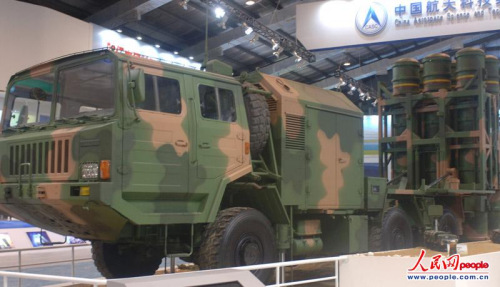 珠海航展上展出的红旗-16外销版LY-80导弹 珠海航展上展出的红旗-16外销版LY-80导弹