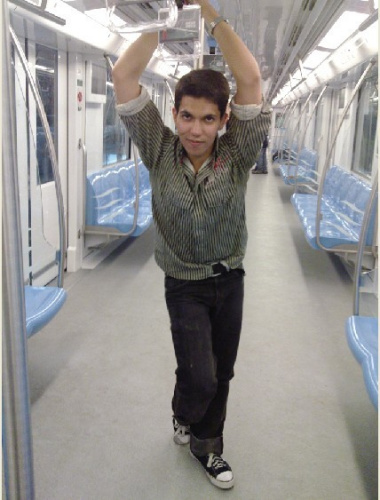 颇具语言天赋的艾蒙,当初考HSK 3级考了3次。苏然 供图 颇具语言天赋的艾蒙,当初考HSK 3级考了3次。苏然 供图