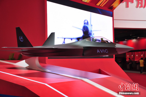 在航展上展示的国产四代机模型 在航展上展示的国产四代机模型