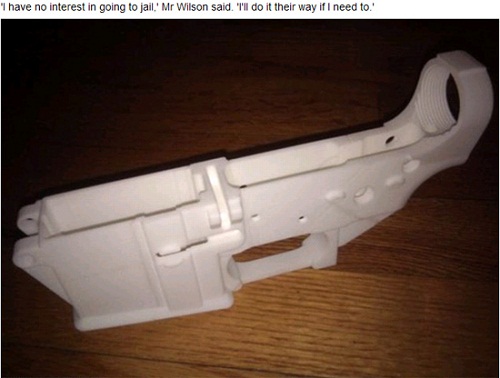 用3D打印机打印出来的枪支部件(网页截图) 用3D打印机打印出来的枪支部件(网页截图)