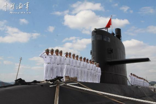 东海舰队最新国产潜艇,可发射潜射导弹。 东海舰队最新国产潜艇,可发射潜射导弹。