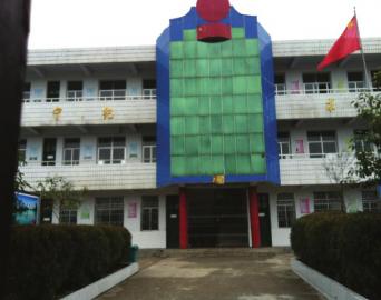 事发学校 事发学校